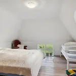 Pet Friendly In With Wifi Holiday home *