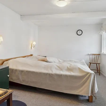 Holiday home Pet Friendly In With Wifi Humble